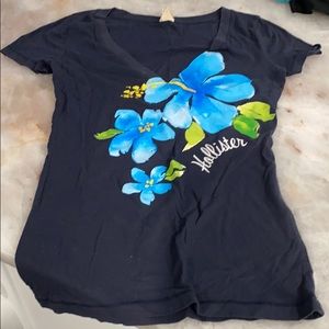 Blue v neck floral hollister shirt